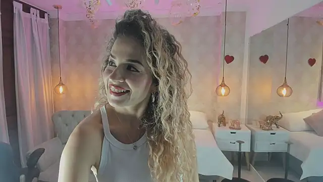 Shantall   online show from March 20, 10:53 am