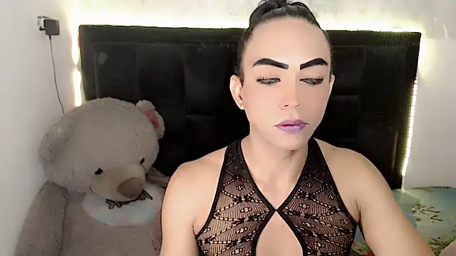 Snapshot of Michell_Queen chatting on February 22, 6:13 am Michell Queen online show from February 22, 6:13 am