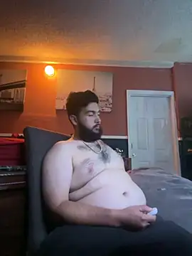 Snapshot of bigdickgio6923 chatting on November 28, 11:51 pm bigdickgio6923 online show from November 28, 11:51 pm