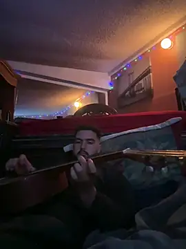 Snapshot of bigdickgio6923 chatting on February 9, 11:53 pm bigdickgio6923 online show from February 9, 11:53 pm