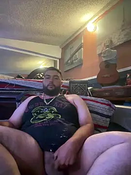 Snapshot of bigdickgio6923 chatting on July 24, 11:58 pm bigdickgio6923 online show from July 24, 11:58 pm
