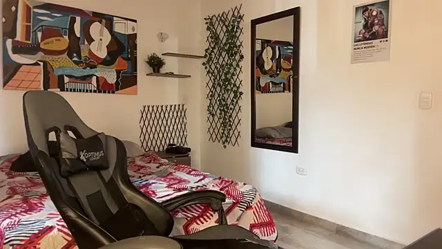 David Brown18 online show from December 1, 6:02 pm