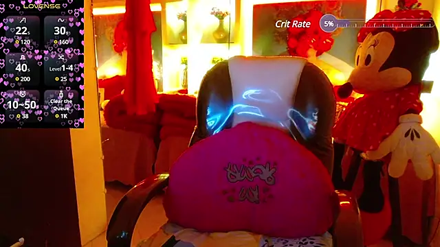 lorenapinto online show from March 7, 11:05 pm