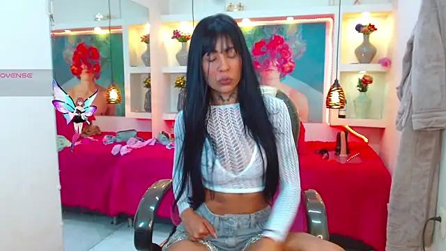 lorenapinto online show from November 19, 11:38 pm