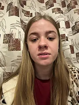 candy maggie online show from December 2, 7:42 pm