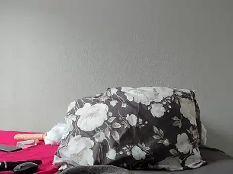 ThickLeeyanaX online show from January 30, 6:24 am