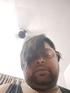 Snapshot of julywwrt chatting on March 8, 3:27 pm julywwrt online show from March 8, 3:27 pm