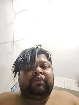 Snapshot of julywwrt chatting on March 25, 3:23 am julywwrt online show from March 25, 3:23 am