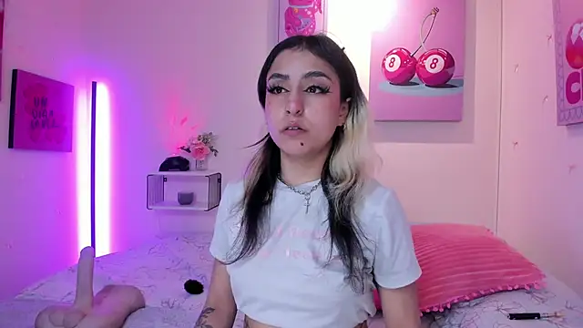 MaveParks  online show from December 15, 11:47 am