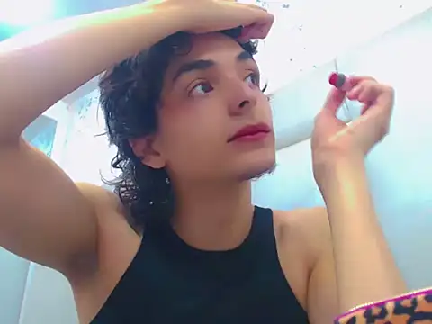 Sr BonnyEthan online show from February 4, 1:50 pm