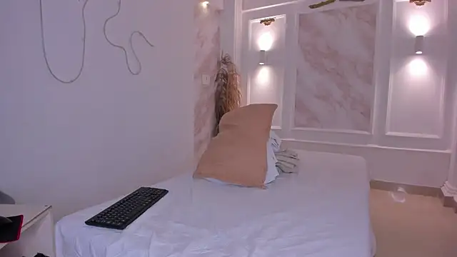 NastassjaCandy online show from October 22, 7:02 pm