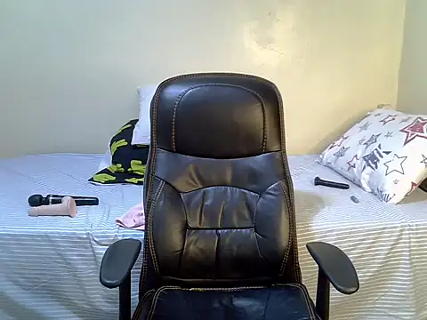 QueenJelly Sexy online show from February 25, 3:16 am