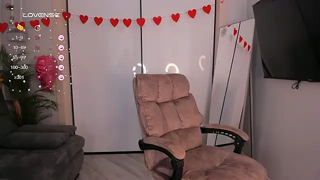 helen ramsay online show from March 13, 3:07 pm