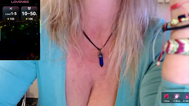 JennaDeluxe online show from January 9, 9:34 am