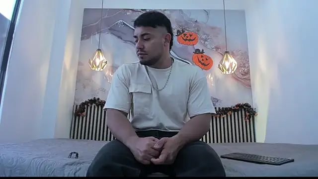 BrianMalonee online show from November 3, 12:06 pm