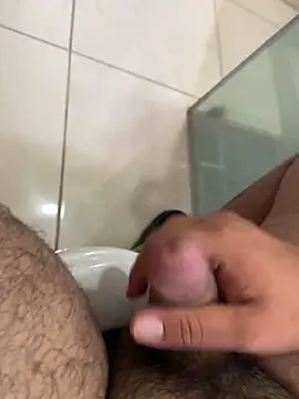 leocardenaz online show from June 5, 9:53 pm