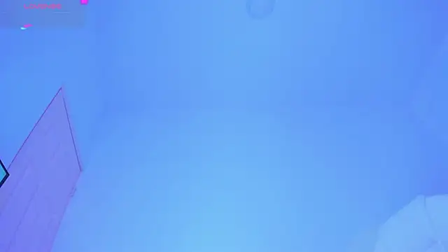 emma myers18 online show from February 13, 8:27 am