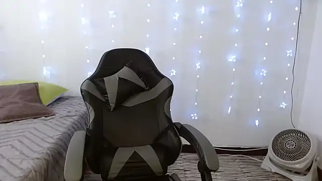  diana cute online show from January 9, 3:59 pm