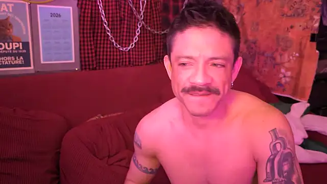 Snapshot of Tony_Torrente chatting on February 17, 5:08 pm Tony Torrente online show from February 17, 5:08 pm