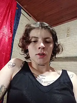 pretty cristal69 online show from December 14, 12:21 pm