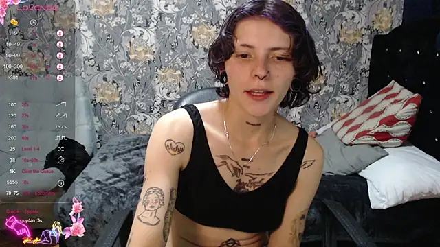 pretty cristal69 online show from May 13, 12:30 am
