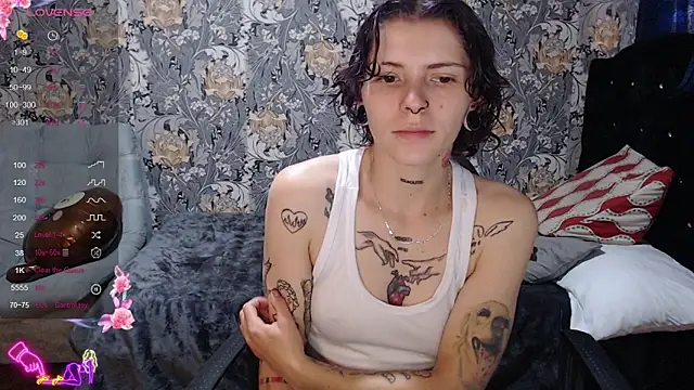 pretty cristal69 online show from May 17, 12:56 pm