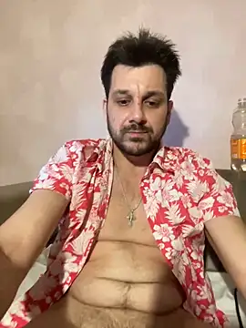 Snapshot of MaeltraJoy chatting on December 13, 11:28 pm MaeltraJoy online show from December 13, 11:28 pm