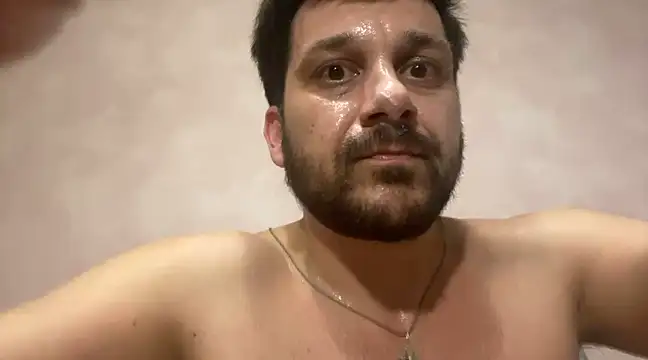 Snapshot of MaeltraJoy chatting on December 18, 6:14 pm MaeltraJoy online show from December 18, 6:14 pm