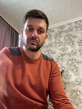 Snapshot of MaeltraJoy chatting on February 3, 10:47 am MaeltraJoy online show from February 3, 10:47 am