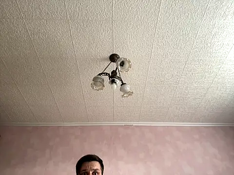 Snapshot of MaeltraJoy chatting on September 27, 5:12 am MaeltraJoy online show from September 27, 5:12 am