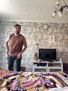 Snapshot of MaeltraJoy chatting on October 1, 11:16 am MaeltraJoy online show from October 1, 11:16 am