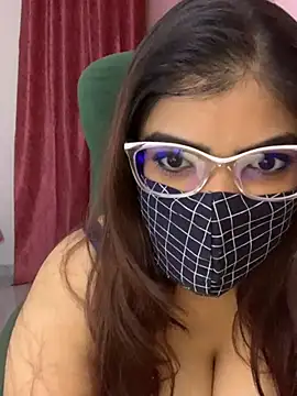 Snapshot of Fantastic_ruby chatting on December 12, 6:21 pm Fantastic ruby online show from December 12, 6:21 pm