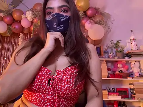 Snapshot of Fantastic_ruby chatting on February 1, 5:55 pm Fantastic ruby online show from February 1, 5:55 pm