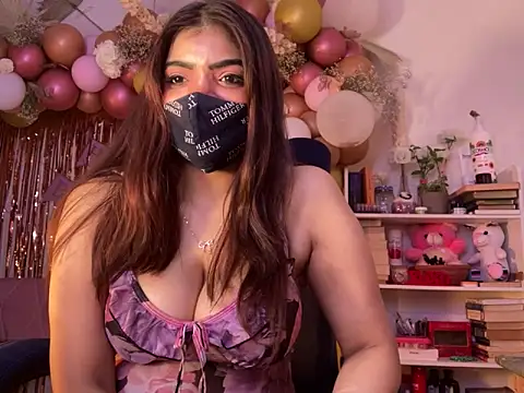 Snapshot of Fantastic_ruby chatting on February 4, 5:30 pm Fantastic ruby online show from February 4, 5:30 pm