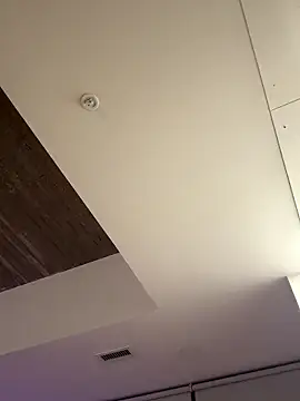 Your Paris online show from February 14, 1:57 am