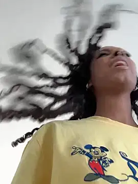 Your Paris online show from March 7, 8:06 pm