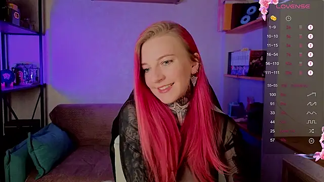 Roxy      online show from October 4, 8:40 pm