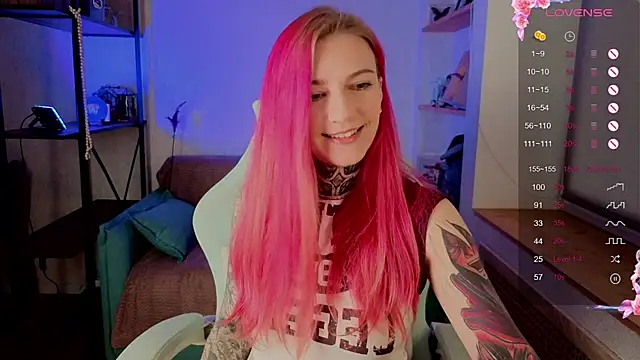 Roxy      online show from November 11, 6:24 am