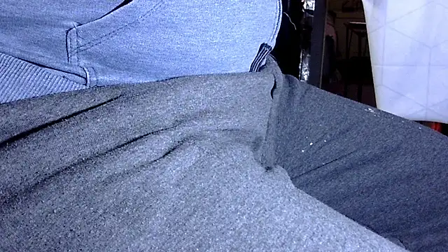 Snapshot of by-panic chatting on March 15, 8:37 pm by-panic online show from March 15, 8:37 pm