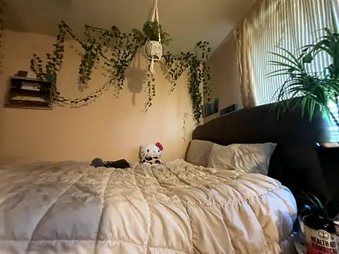 magicalc00ch online show from October 4, 4:05 pm