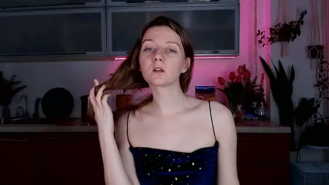 Elly Helly online show from January 15, 8:37 pm