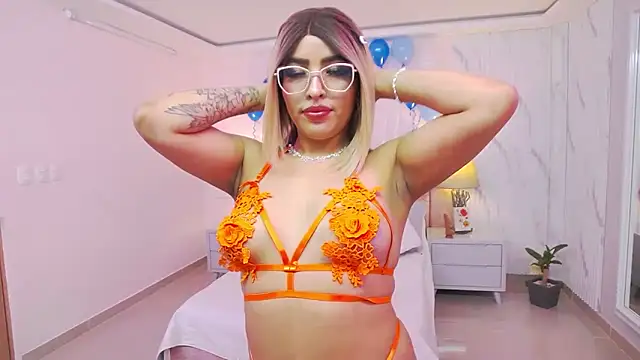 MadelaineJones online show from October 1, 8:26 pm