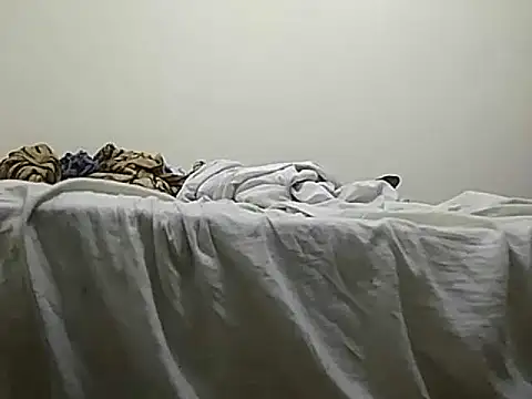 Snapshot of pikalindaxx chatting on December 27, 4:36 am pikalindaxx online show from December 27, 4:36 am