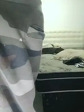 Snapshot of pikalindaxx chatting on February 5, 6:12 pm pikalindaxx online show from February 5, 6:12 pm