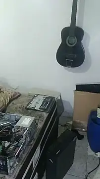 Snapshot of pikalindaxx chatting on March 28, 1:54 pm pikalindaxx online show from March 28, 1:54 pm