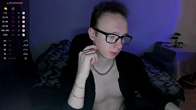 Alex silents online show from December 11, 2:22 pm