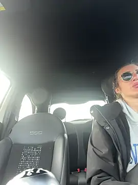 casalinga88 online show from March 15, 3:40 pm