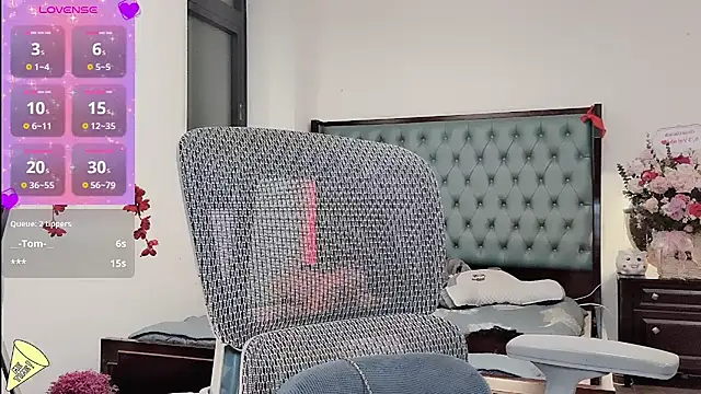 Berrysweet 68 online show from March 13, 2:45 pm