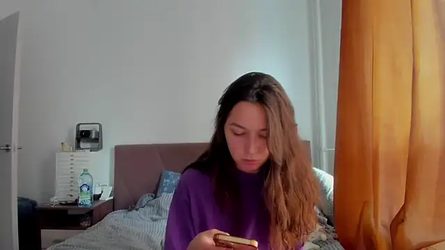 Adela Vetta online show from October 15, 11:10 am