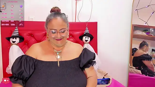 Snapshot of BBW_salome chatting on September 30, 9:09 pm BBW salome online show from September 30, 9:09 pm